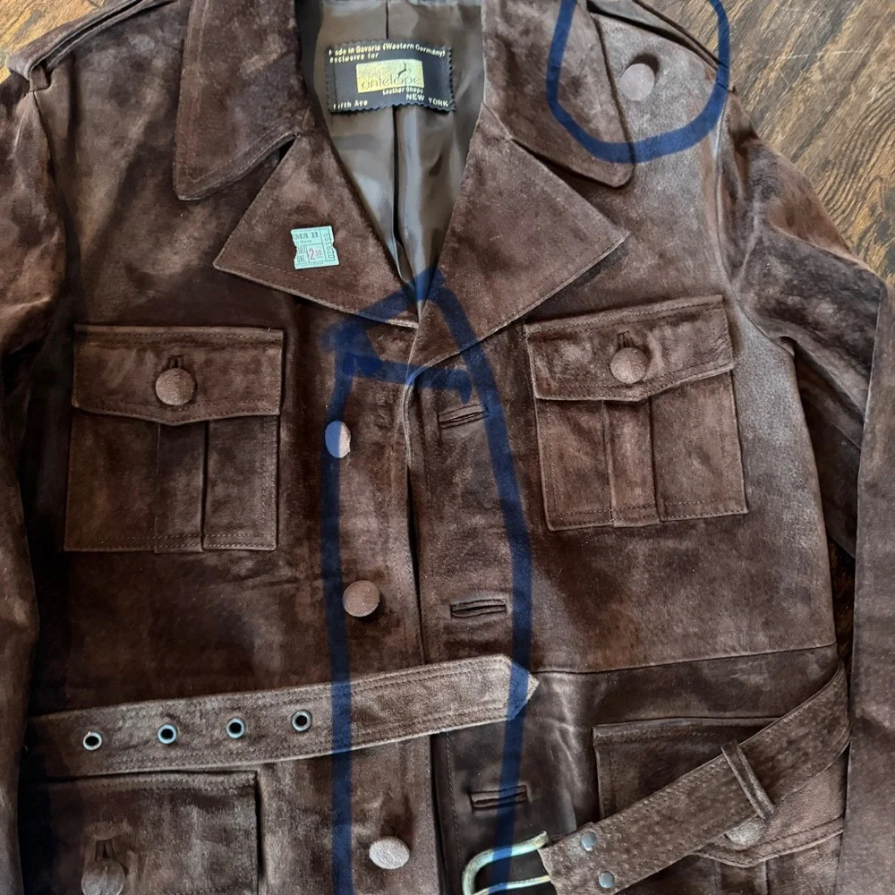 Vintage Men's Brown Suede Jacket - Picture 7 of 12